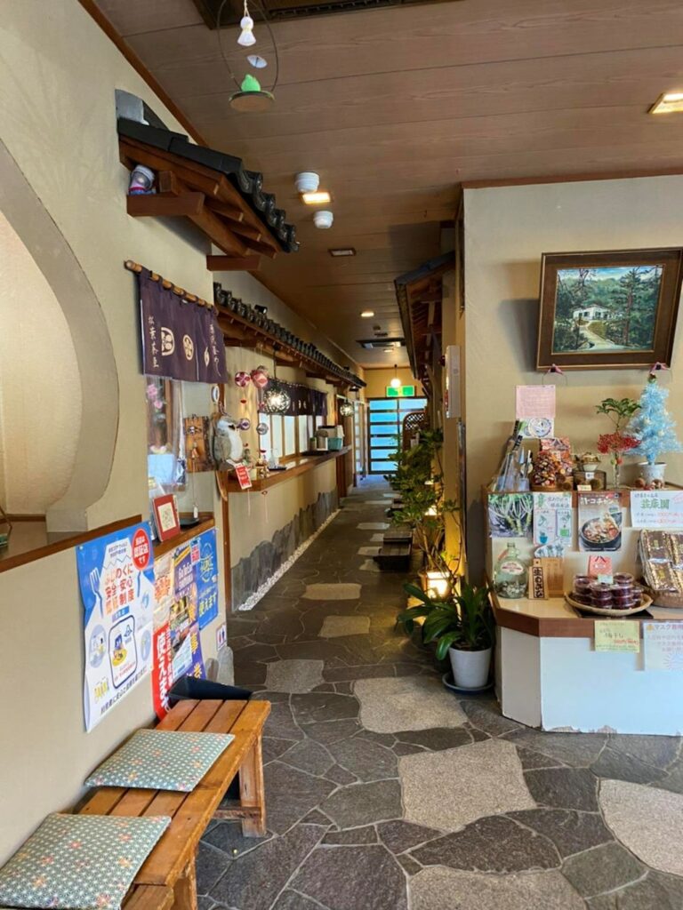 松葉茶屋 店内